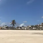 Apto 02 quartos na praia do futuro em fortaleza - completo
